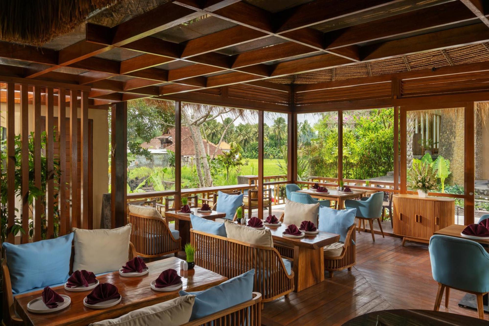 Honai Resort 4*