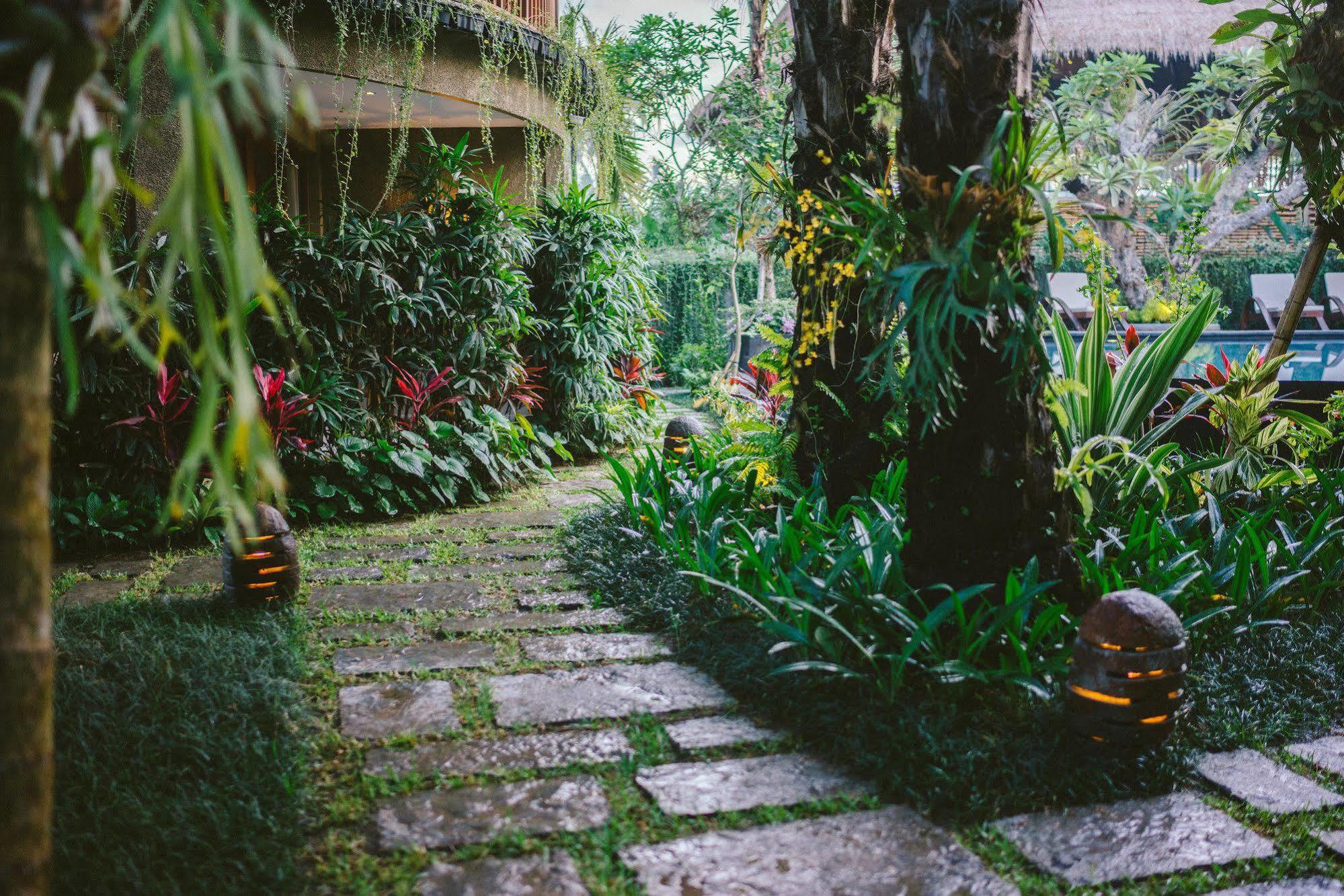 Resort Honai 4*